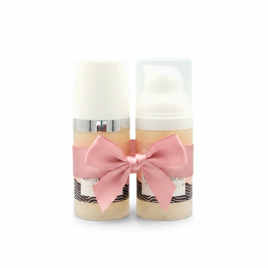 Bundle with horizontal silk ribbon belt